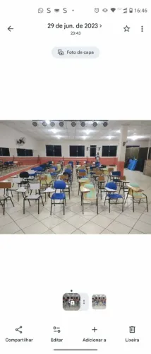 Vendo cadeiras escolares