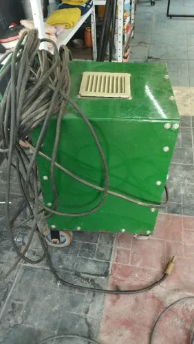Vendo máquina de solda industrial