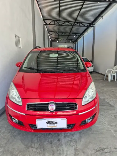 Fiat Idea Essence 1.6 Flex 16V 5P 2013