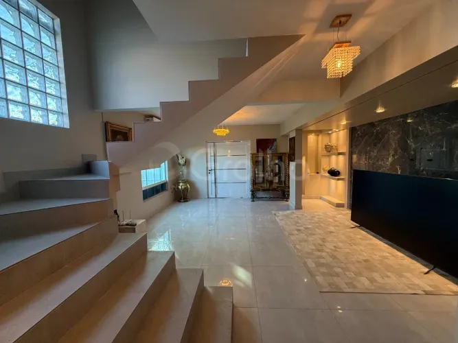 Casa com 2 suítes localizada no bairro Campeche