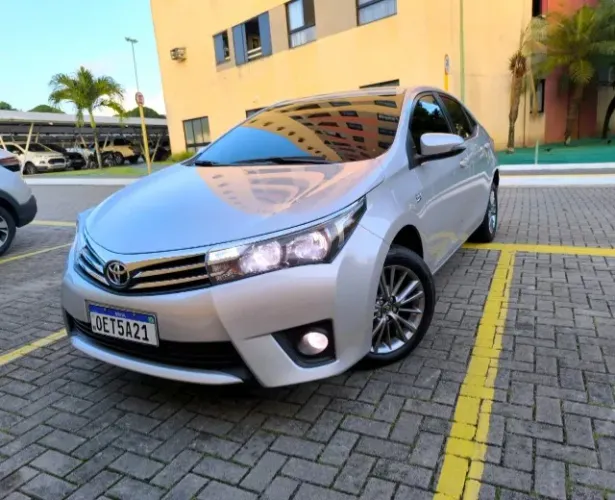 Toyota Corolla XEI 2.0 Flex 16V Aut. 2016