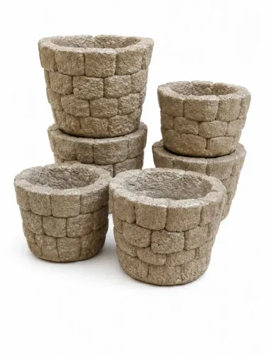 Vaso rústico para mini cactos e suculentas. 