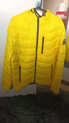 Jaqueta PUFFER amarela Eagly 