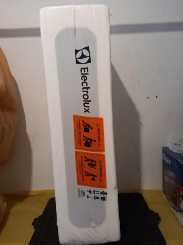 VENDO ou TROCO AR-CONDICIONADO ELECTROLUX INVERTER 12.000 BTU'S 220V BRANCO e na GARANTIA