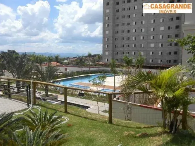 Apartamento para locação tem 65 ms², com 3 quartos no Jardim Ismenia