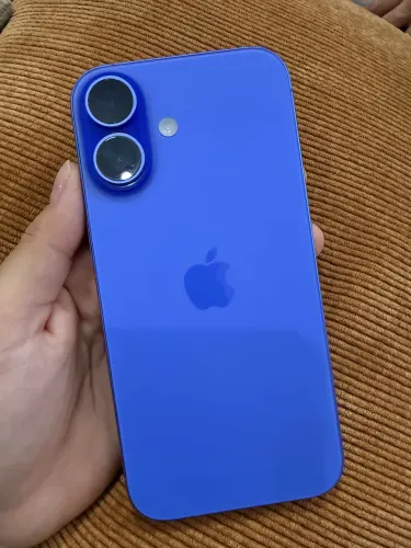 iPhone 16 128