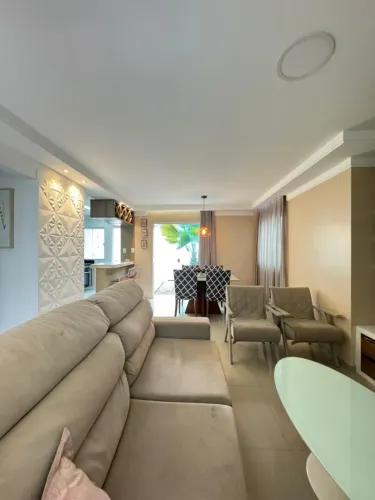 Vendo linda casa duplex em condomínio fechado no Aracagy