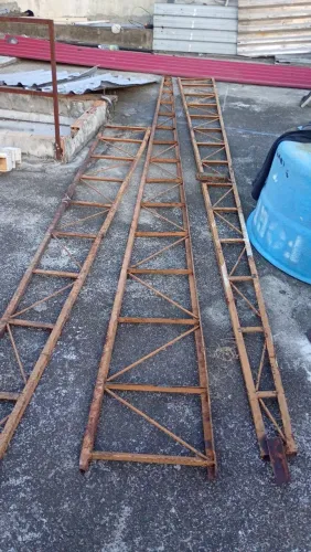 ESTRUTURA para cobertura. 