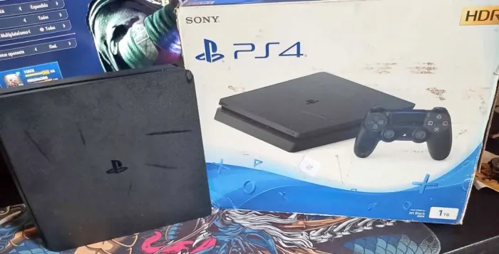 PS4 com jogos no HD