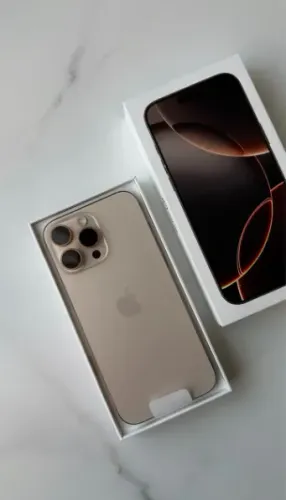 IPHONE 16 PRO 256g DESERT TITANIUM