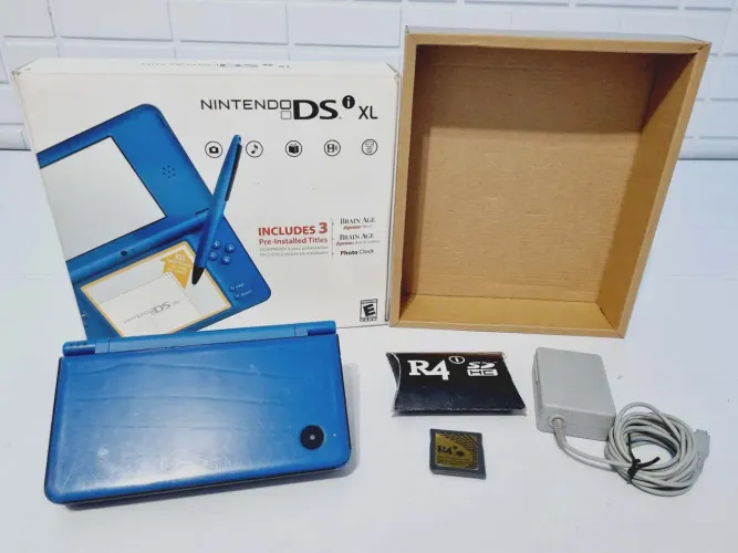 J86- CONSOLE DSi XL AZUL