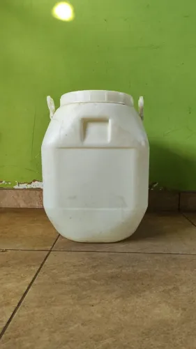 Bombona Plástica 50 Litros Reutilizável com Alças
