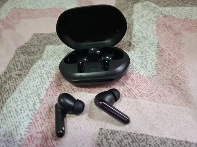 Fone Haylou Mori Pro T016 na cor preta Ultimas peças