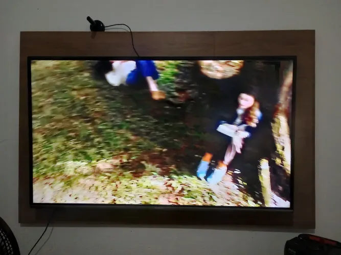 Tv Semp 50"