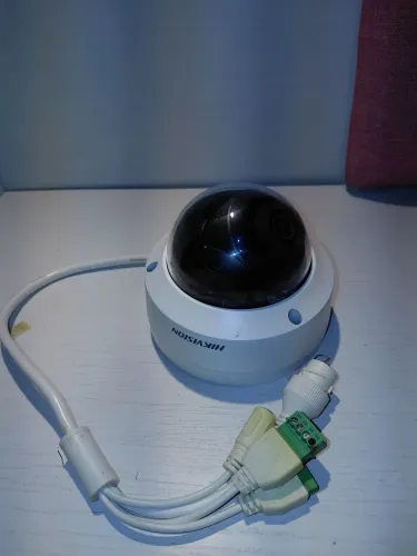 Camera dome hikvision