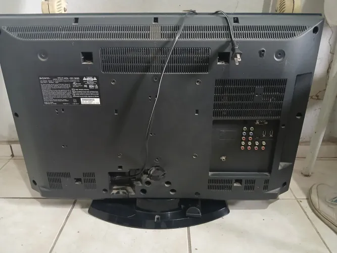 Tv Sony 32 para consertar ou tirar peças.