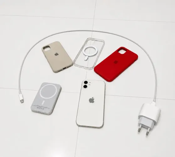 Iphone 11 + Acessórios 