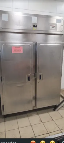 Três frezzer industriais INOX SEMI-NOVOS"LEIA TUDO"