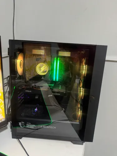Pc gamer ryzen 7 5700x 32GB de ram com placa de video