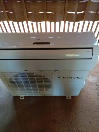 Ar condicionado 12.000 BTUs