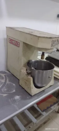 Vendo batedeira Gpaniz 10kg