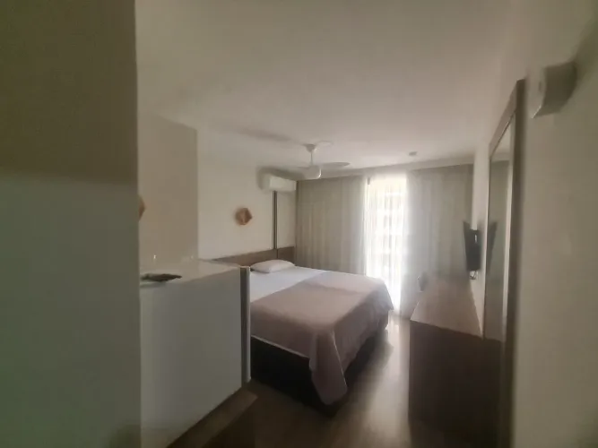 Suíte ampla com varanda