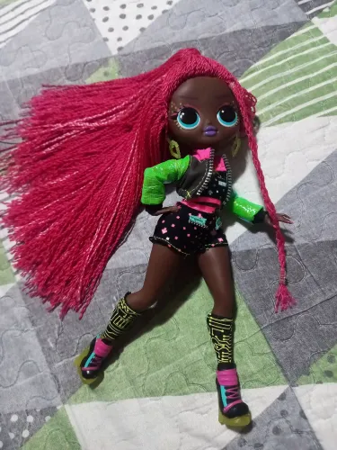Boneca LOL Surprise OMG Virtuelle