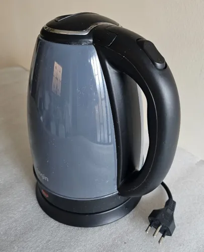 Chaleira Elétrica Inox Elgin 1,8 Litros 220v