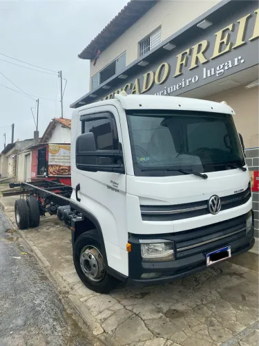 Caminhão W.11.180 PRIME CARRO NOVO!