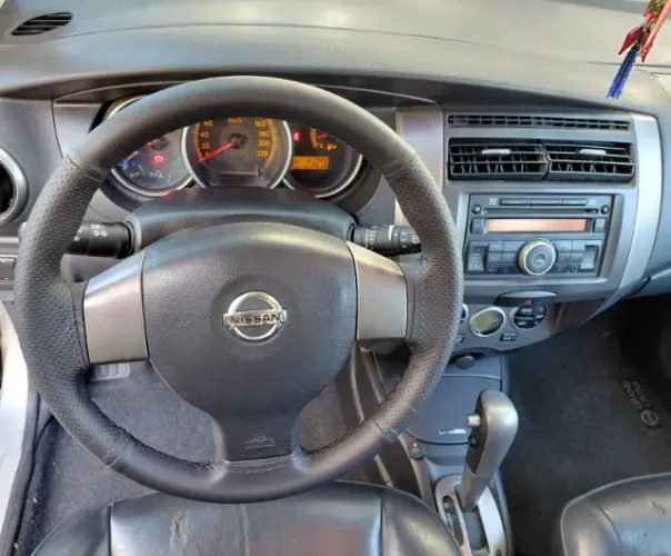 Nissan Livina Grand SL 1.8 16V Flex Fuel Aut. 2012