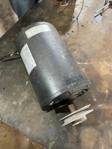 Motor elétrico trifásico Erbele 2cv alta rotação 