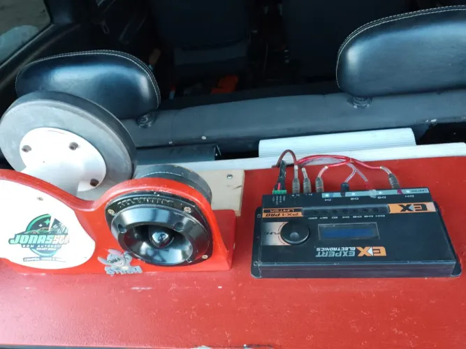 Som automotivo