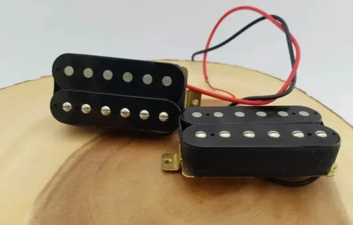 Par de captadores Humbucker Epiphone, modelos 650R e 700T