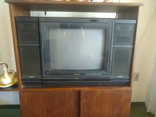 TV Sharp 21 polegadas