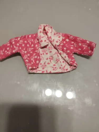 Lote de roupas para boneca Barbie restauro