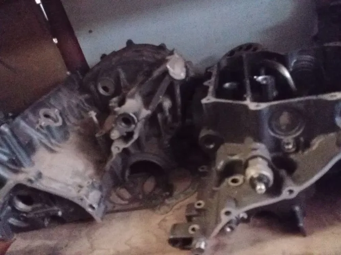 Peça motor aberto Honda Hornet 600