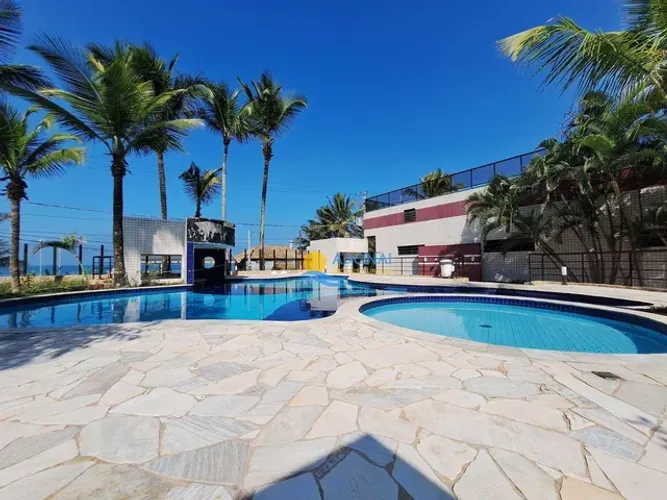Apartamento beira-mar com lazer Tombo Guarujá