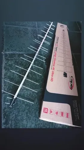 Antena UHF Digital 28 Elementos