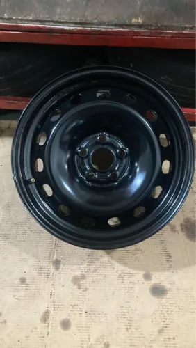 Roda de Aço Gm Tracker Aro 16- Nova e com Ótimo Acabamento