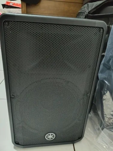 CAIXA ATIVA YAMAHA DBR12 220V