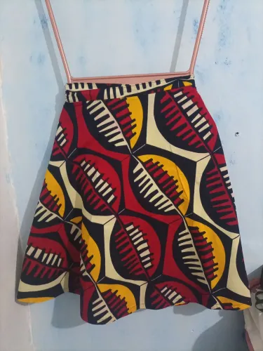 Saia midi estampada africana M/G