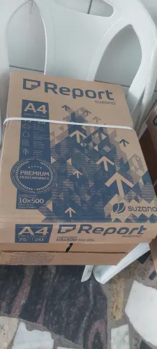 Caixa de papel ofício R$ 230.00