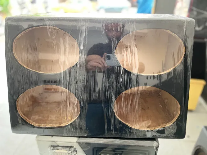 Caixa 6x9 para 4 alto falantes