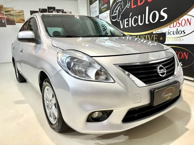 Nissan Versa SL 1.6 16V Flex Fuel 4P Mec. 2014