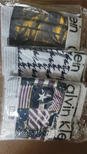 Cuecas Calvin Klein e outros modelos