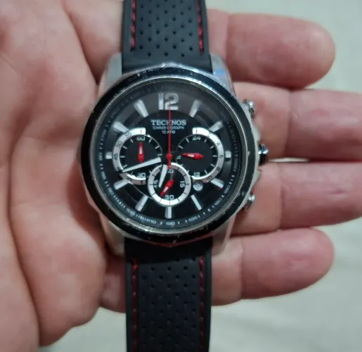 Relógio Technos Chronograph 10 ATM