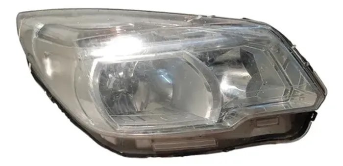 Farol Direito Trailblazer 2016 Direito