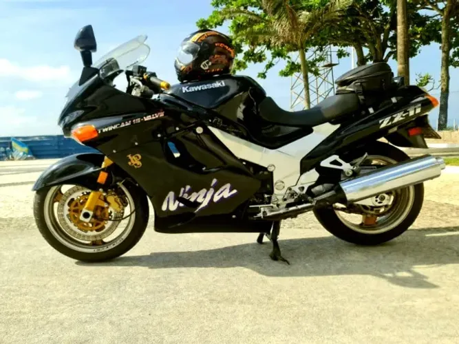 Motos Kawasaki Ninja Zx-11 1100cc no Brasil