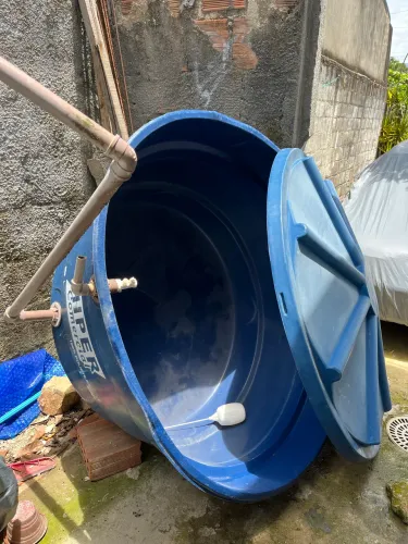 Vendo caixa de água 500 litros 