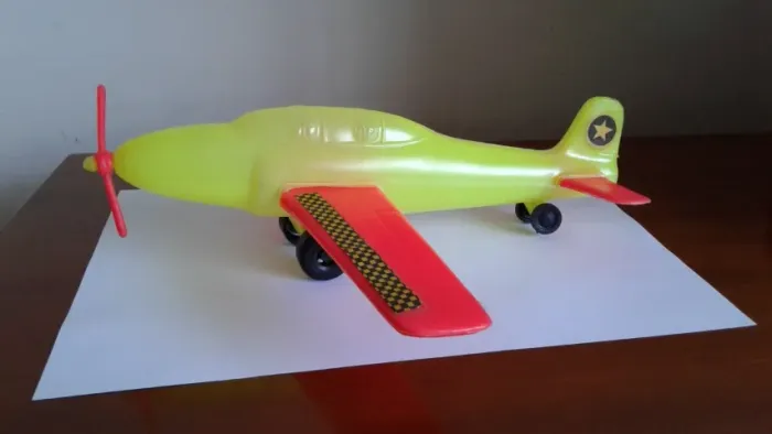 Avião antigo plastico bolha anos 80 leia